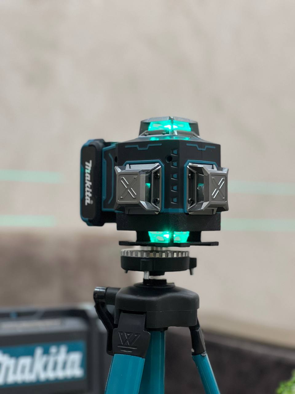 niveau laser bosch makita