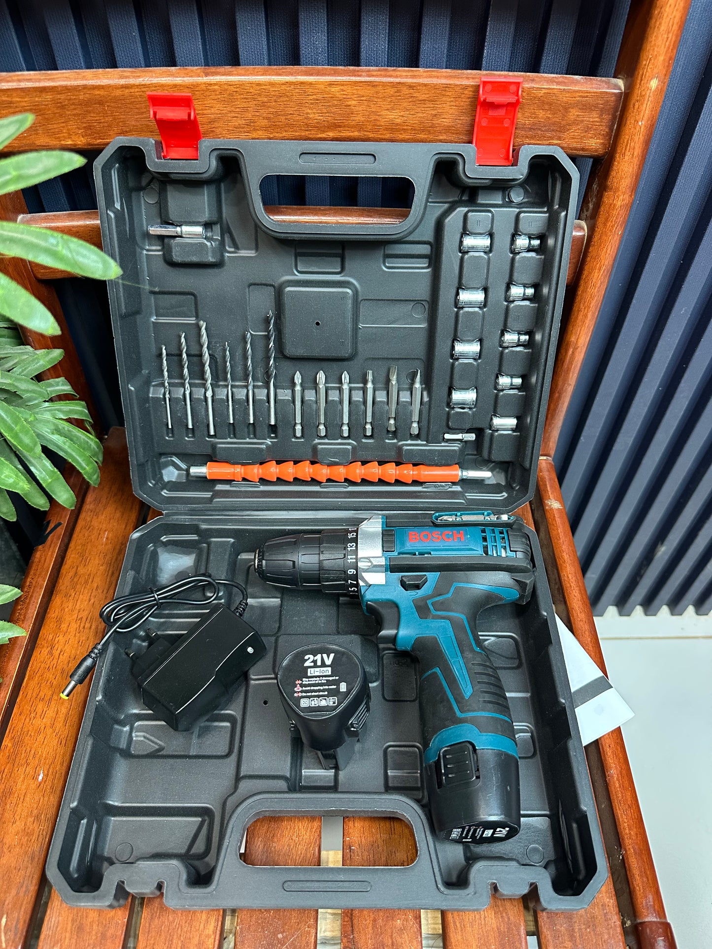 visseuse bosch 21v