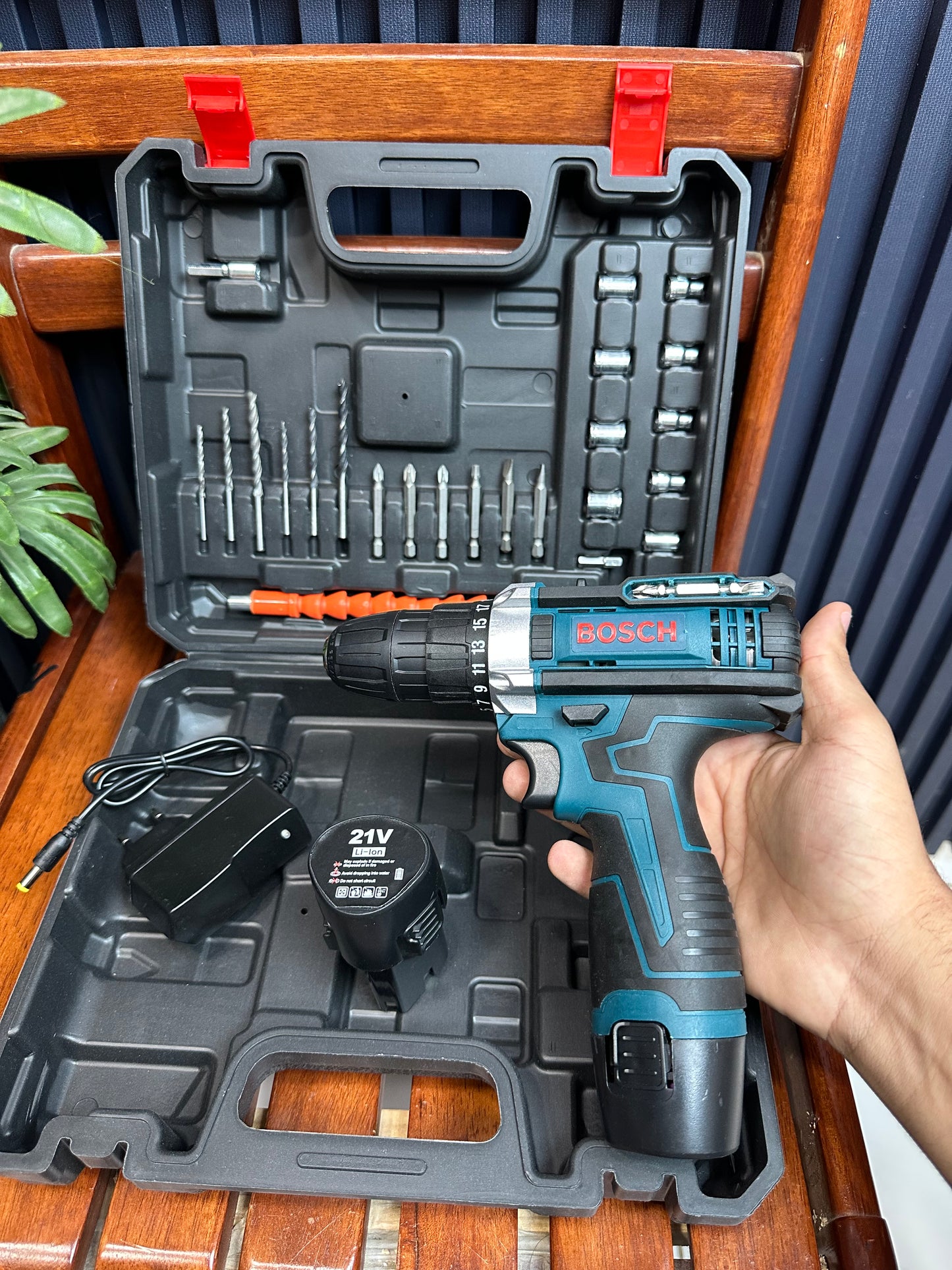visseuse bosch 21v